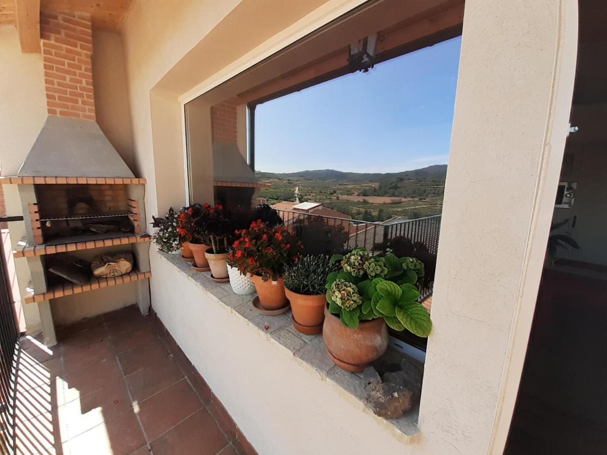 Casa La Foradada Acomodação com café da manhã Corbera Exterior foto